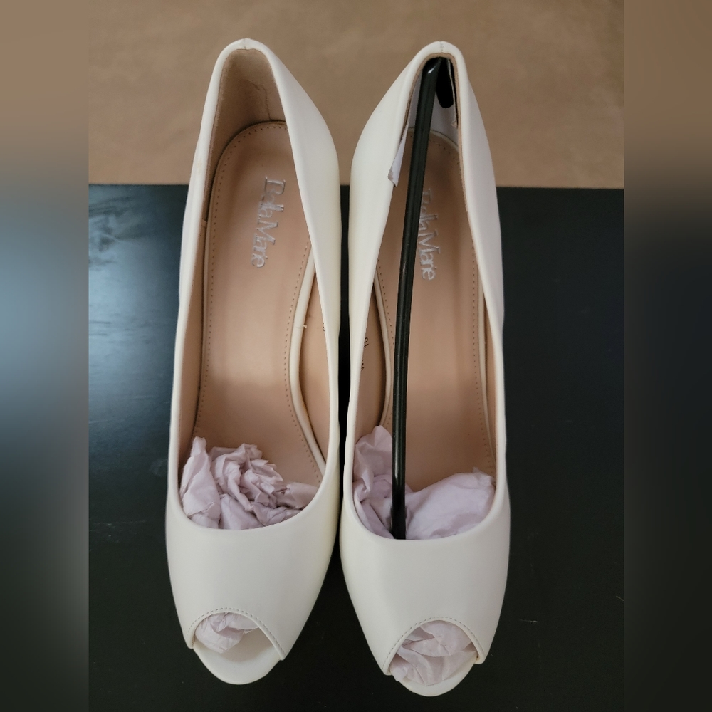 Bella Marie Size 10 White Heel